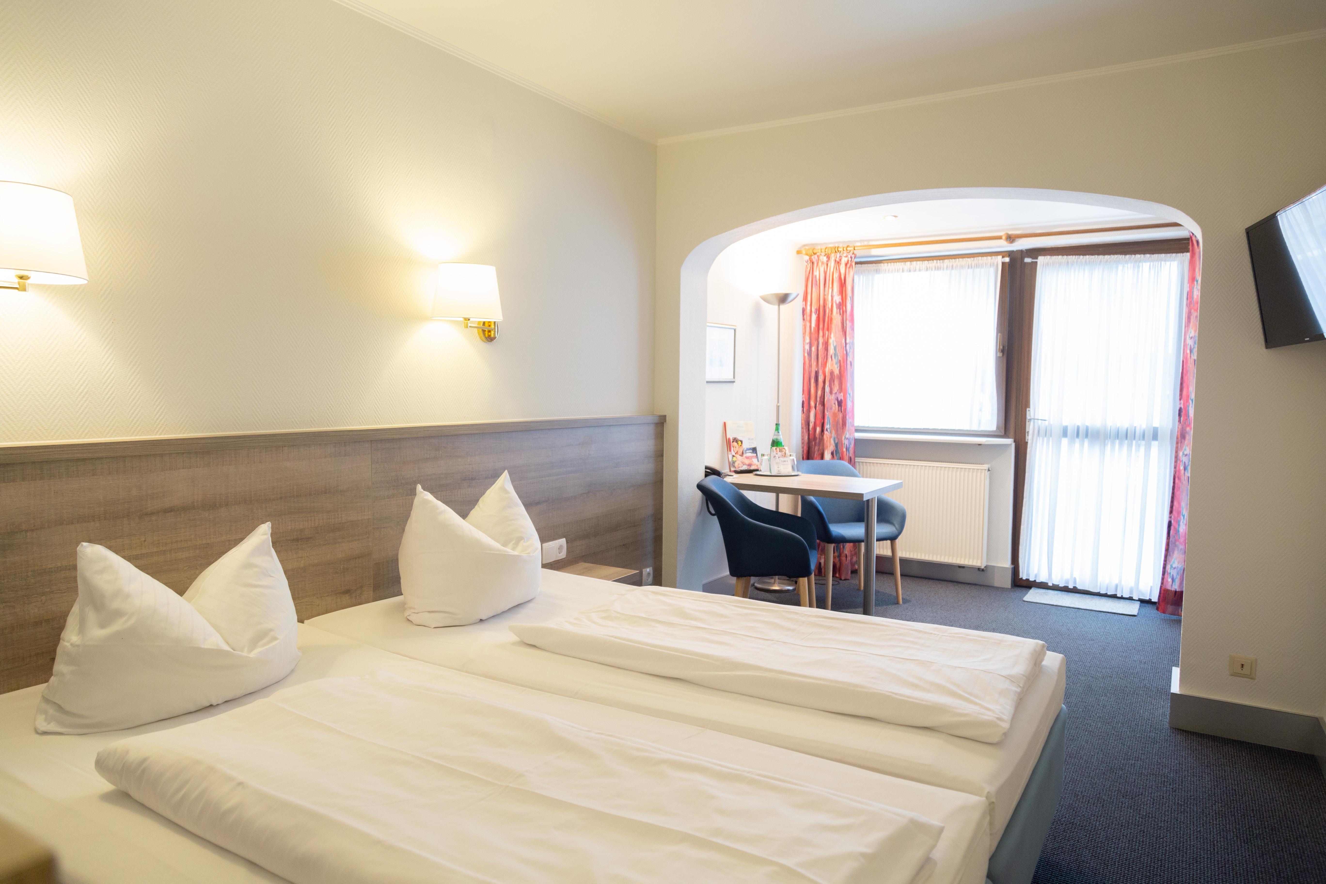 Das Ebertor - Hotel & Hostel Бопард Екстериор снимка